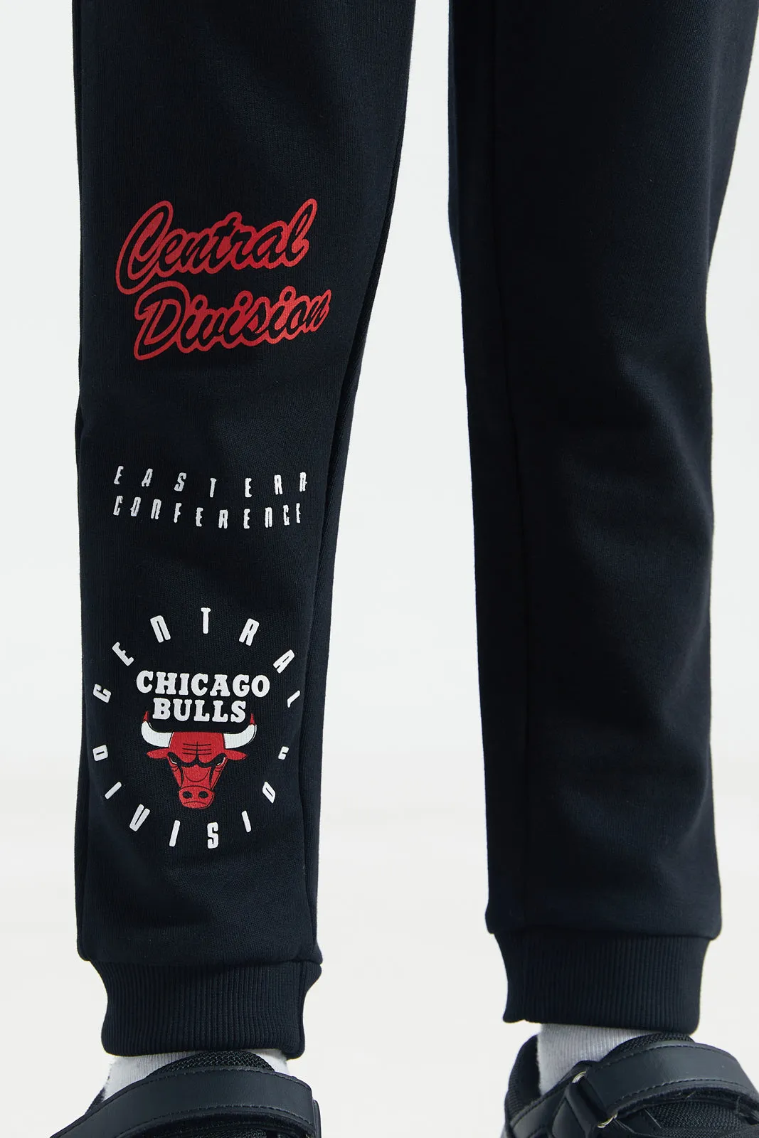 Boys Black Chicago Bulls Printed Track Pants