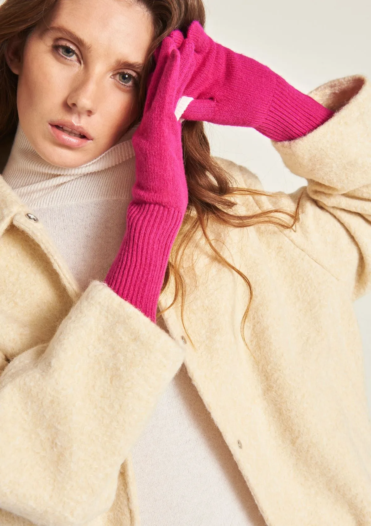 Cashmere Glove in Rose Pink