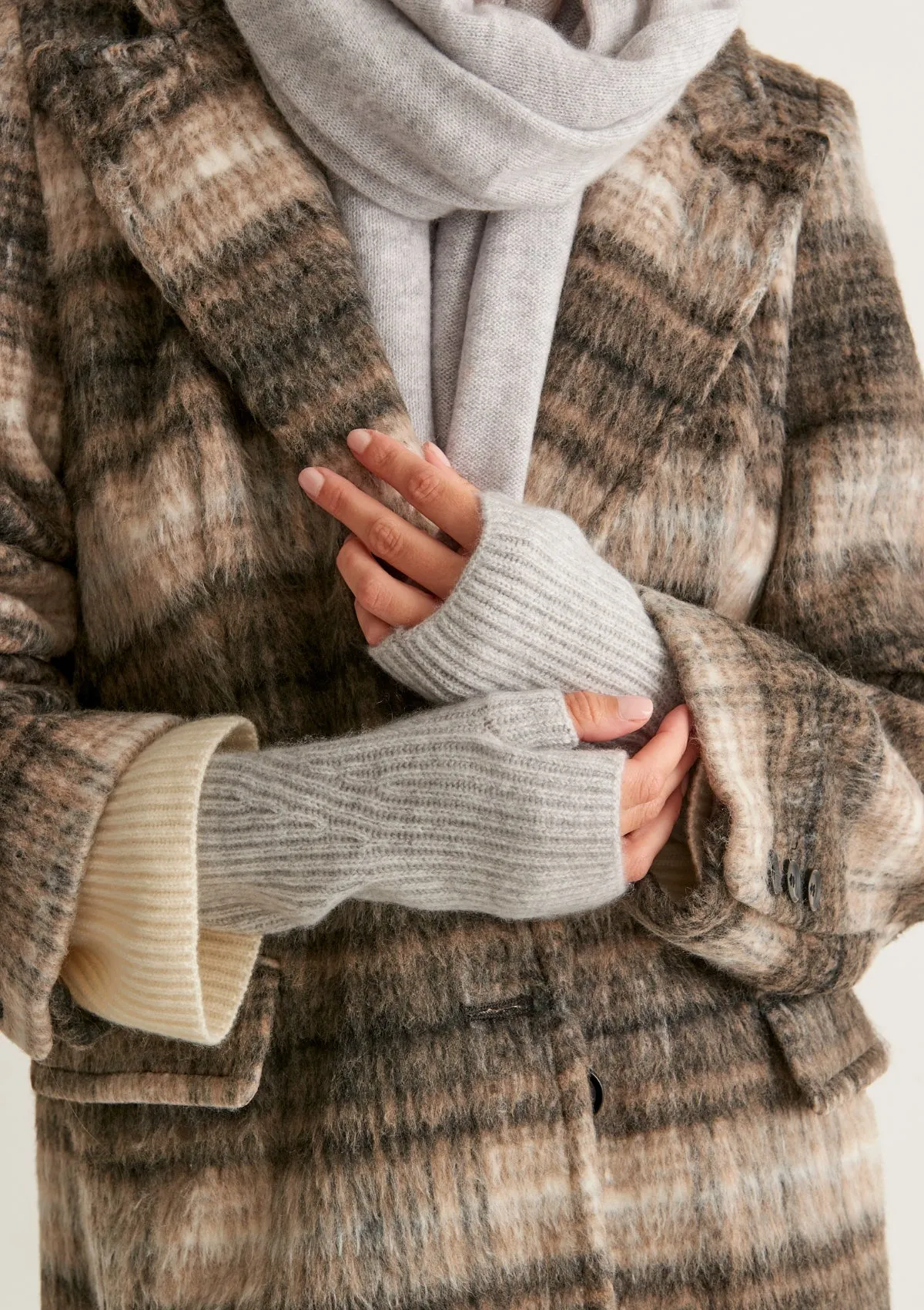 Cashmere Mitt in Foggy Grey