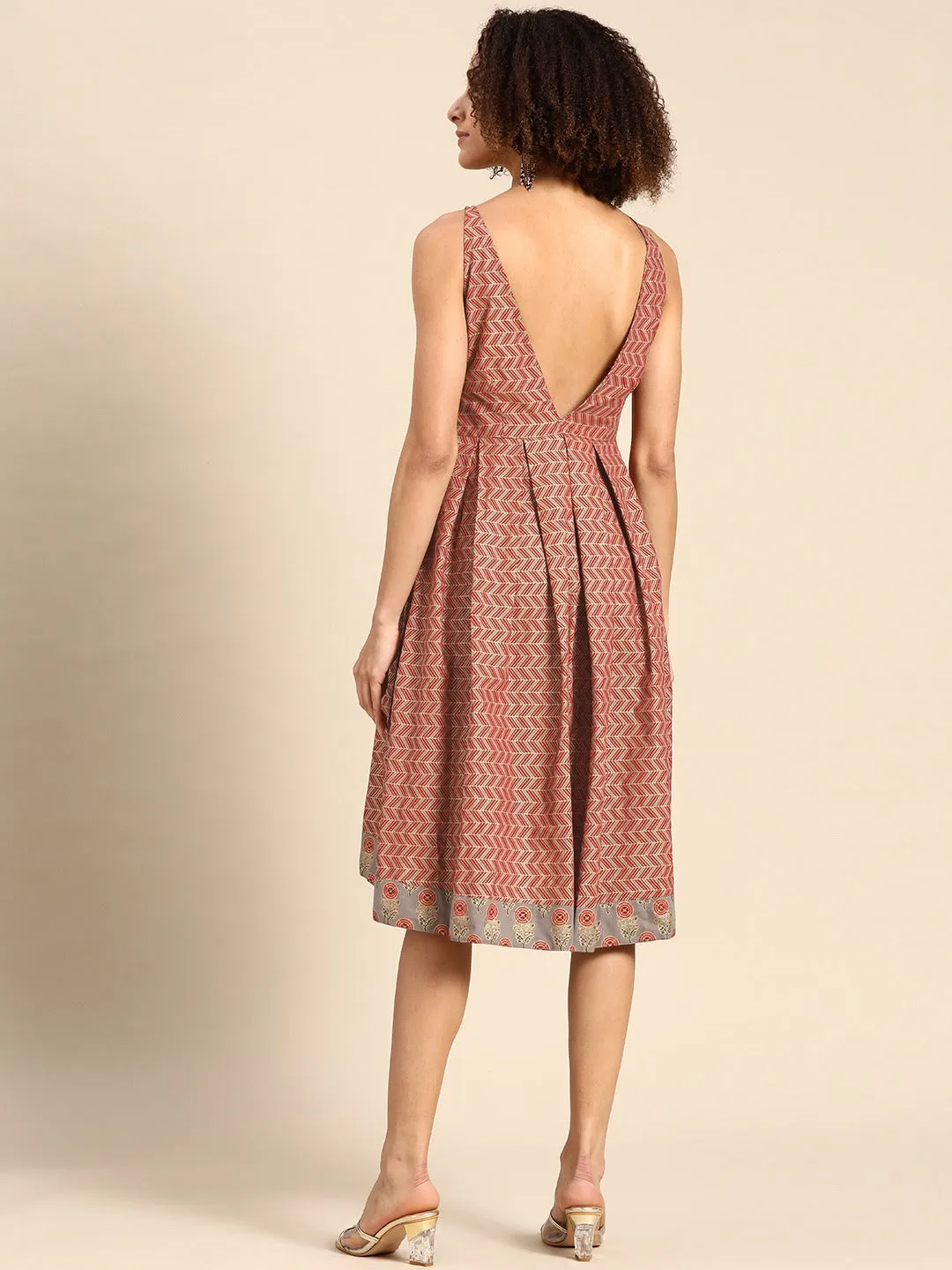 Deep back box pleated Dress