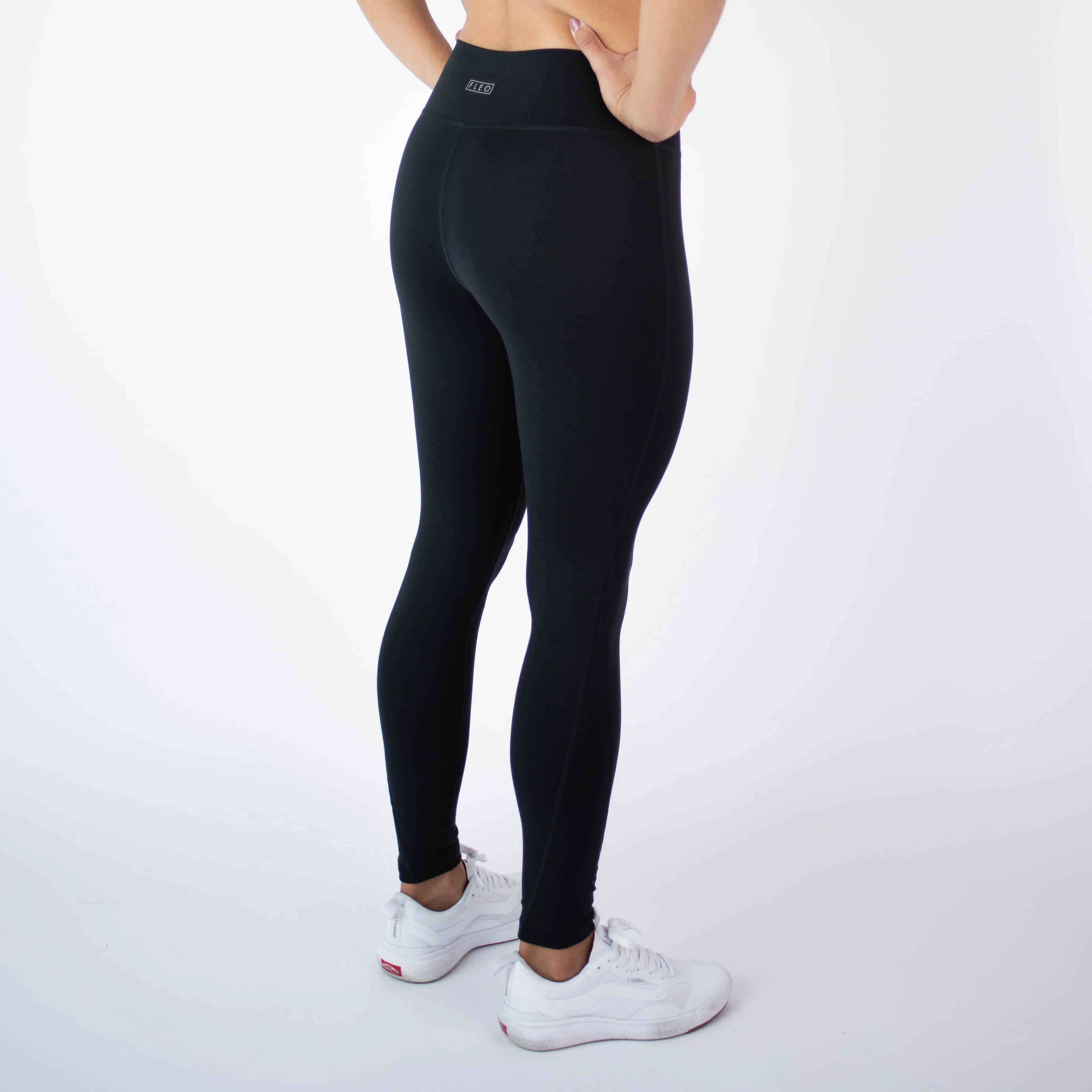 FLEO Apex 25" Black Leggings (Bounce)