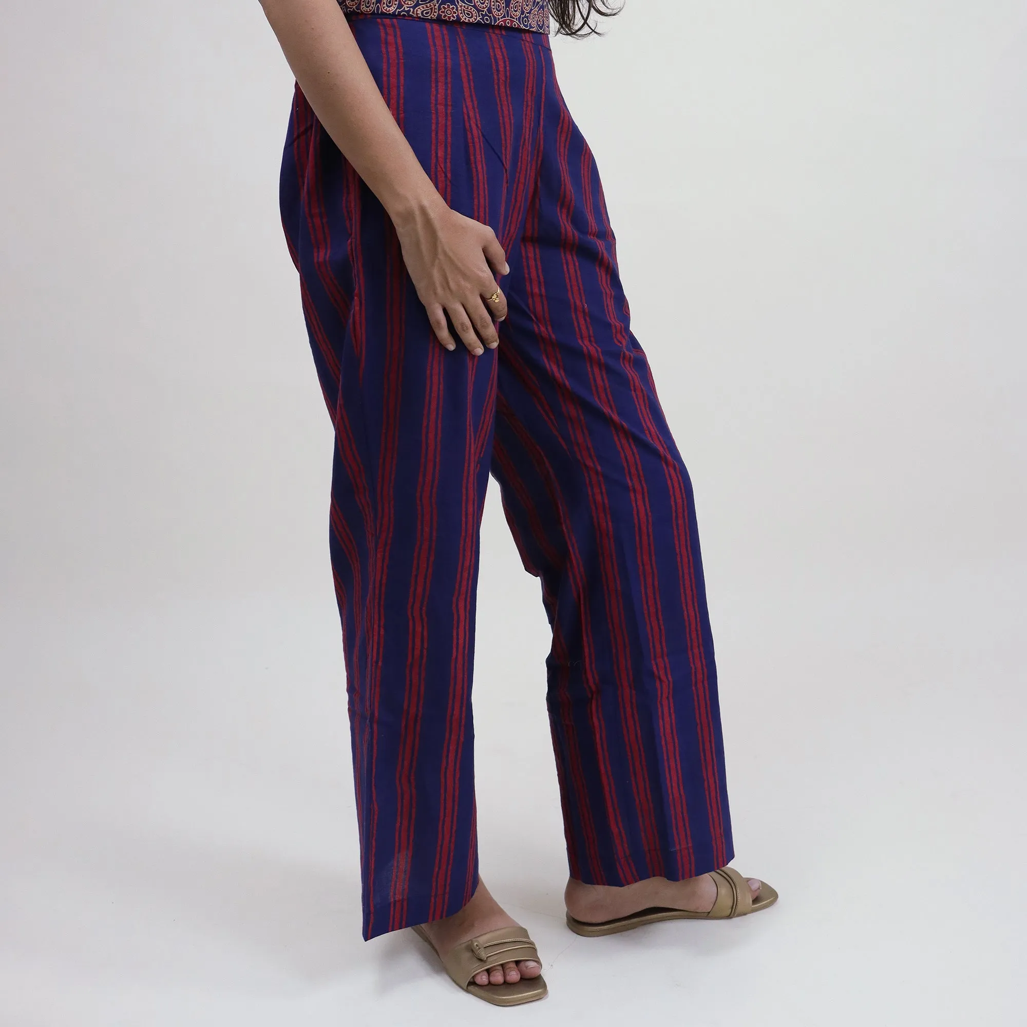 Latest Beautiful Crop Top And Pants Set