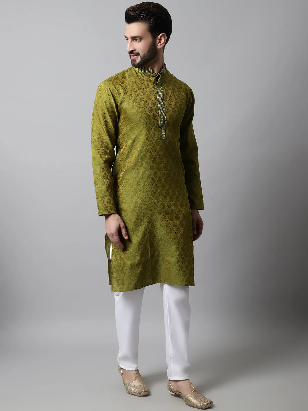 Men Olive Green And White Woven Design Kurta With Churidar