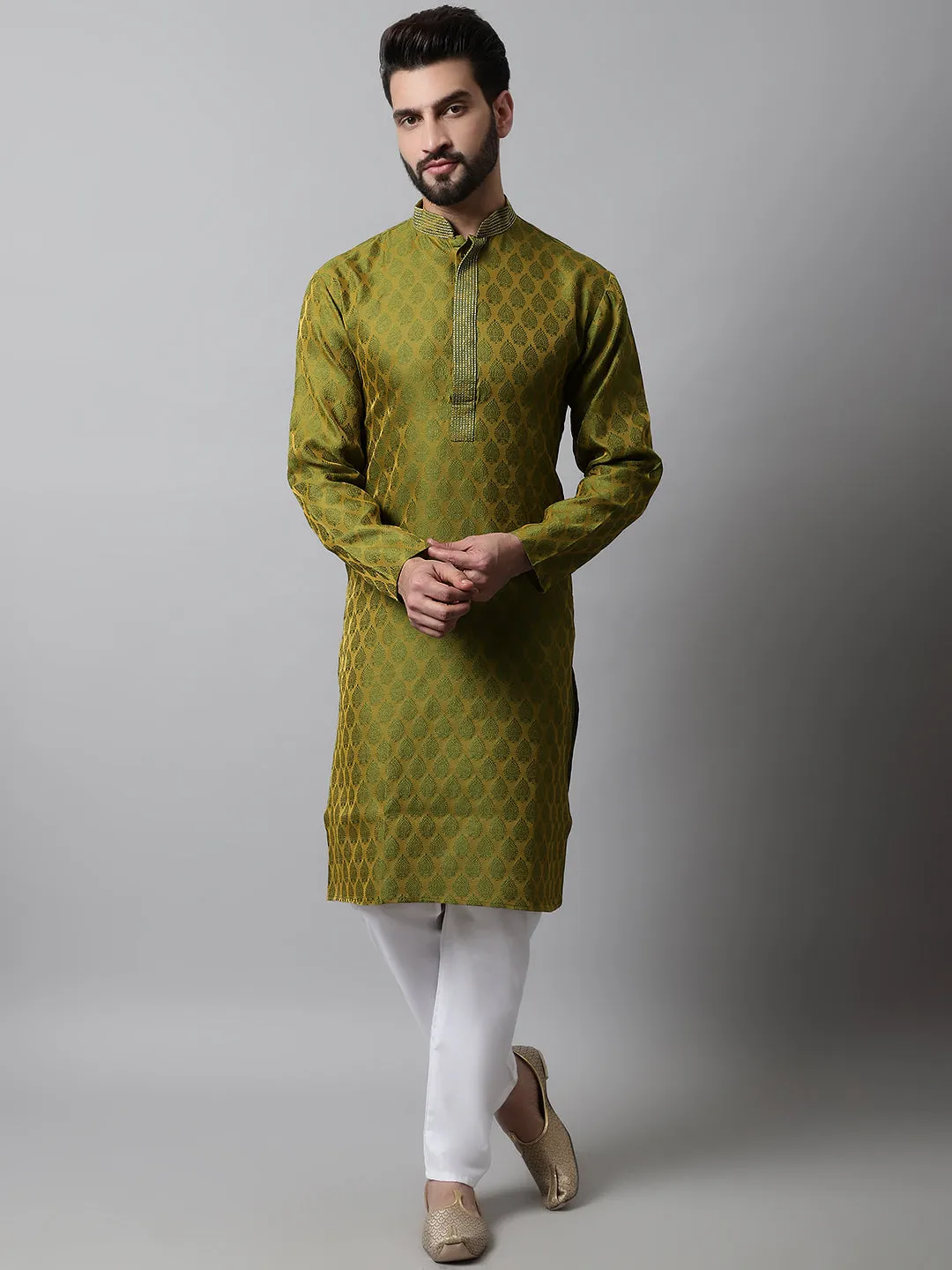 Men Olive Green And White Woven Design Kurta With Churidar