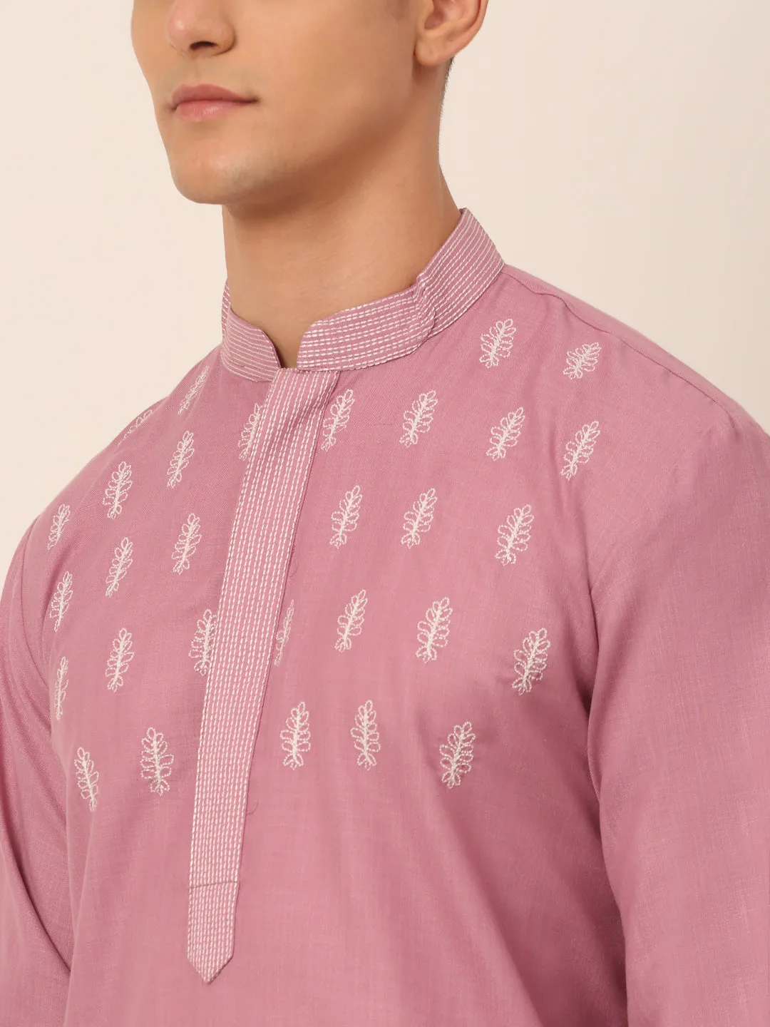 Men'S Magenta Pink Embroidered Kurtas