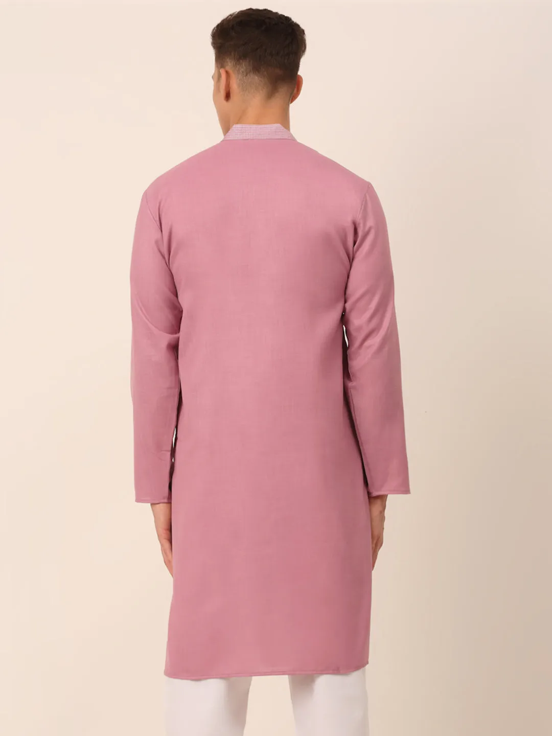 Men'S Magenta Pink Embroidered Kurtas