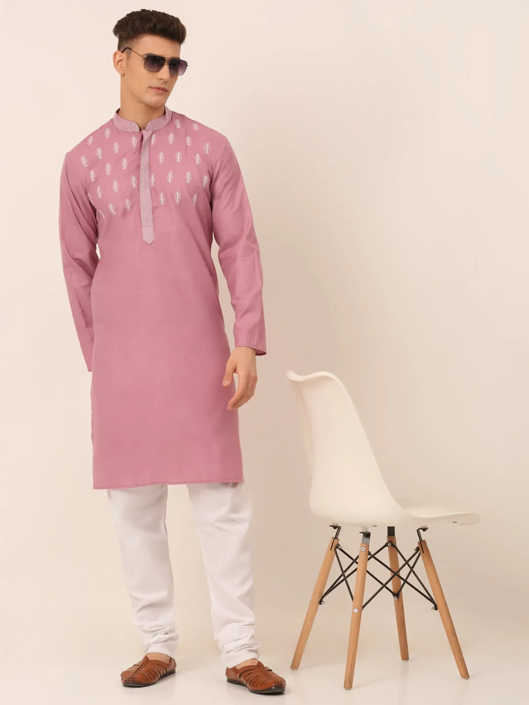 Men'S Magenta Pink Embroidered Kurtas