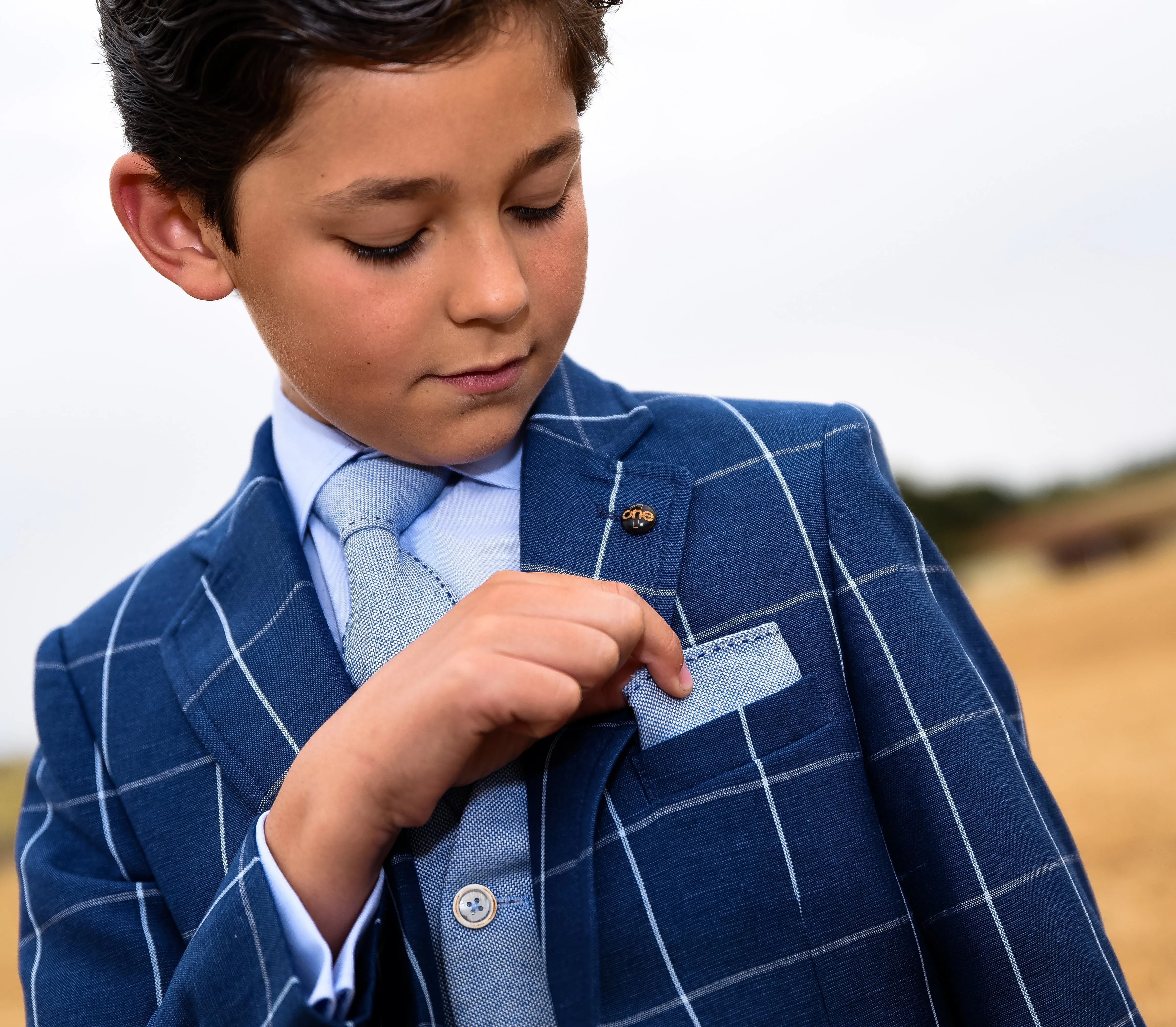 One Varones Boys Dark Blue Check Blazer