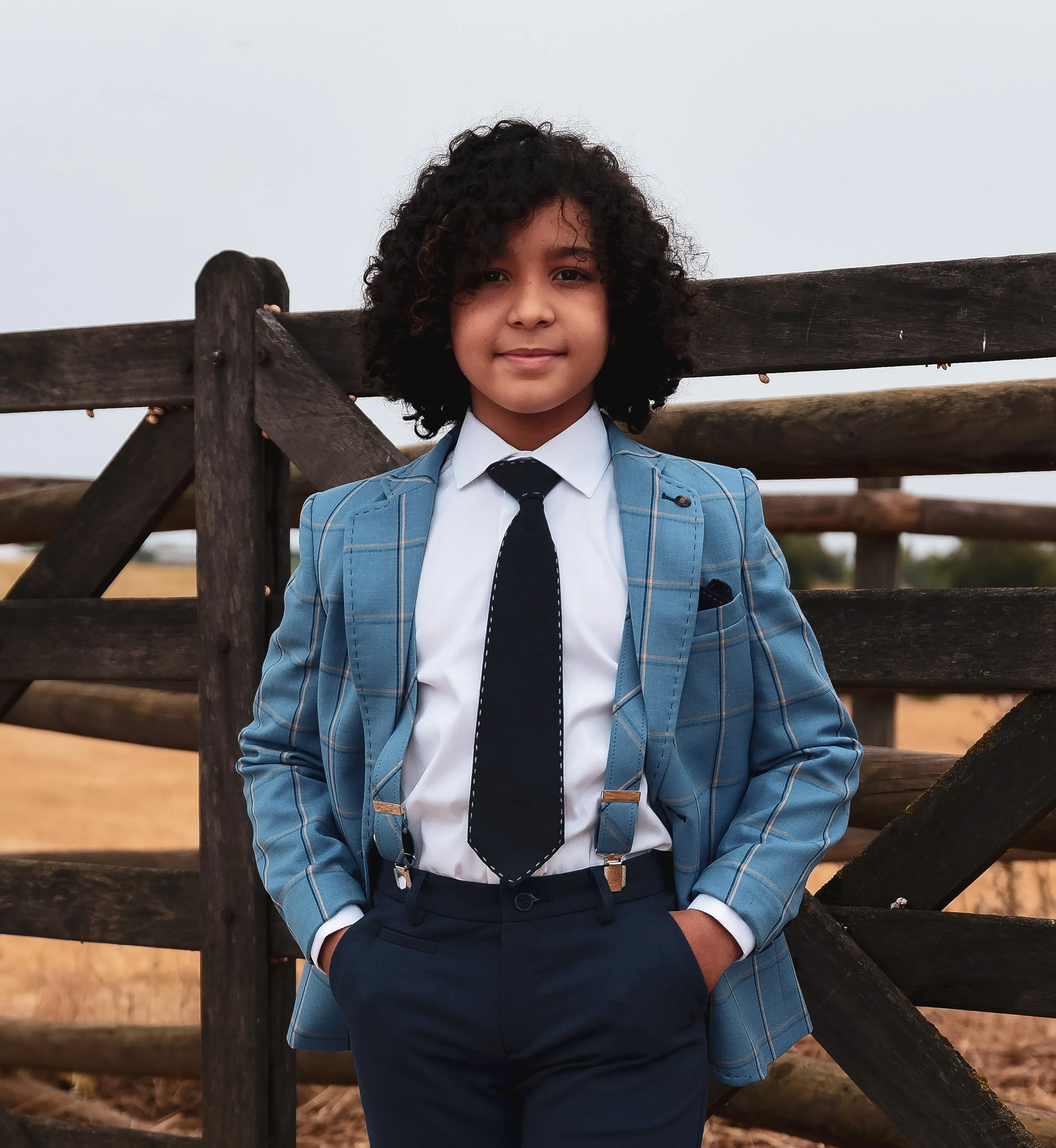 One Varones Boys Pale Blue Check Blazer