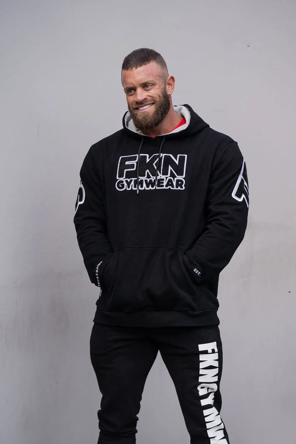 Train 4 Gains | Men's Heavyweight Premium Gym Hoodie | Black