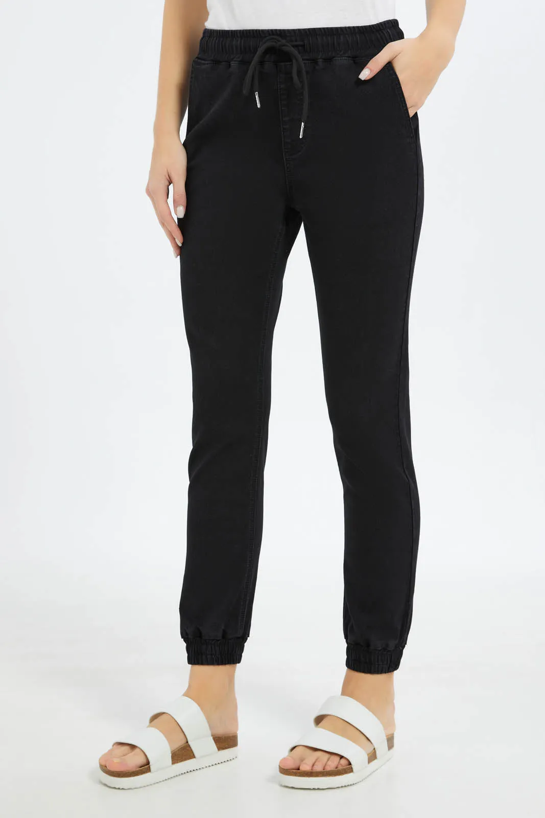 Women Black Pull-On Jogger