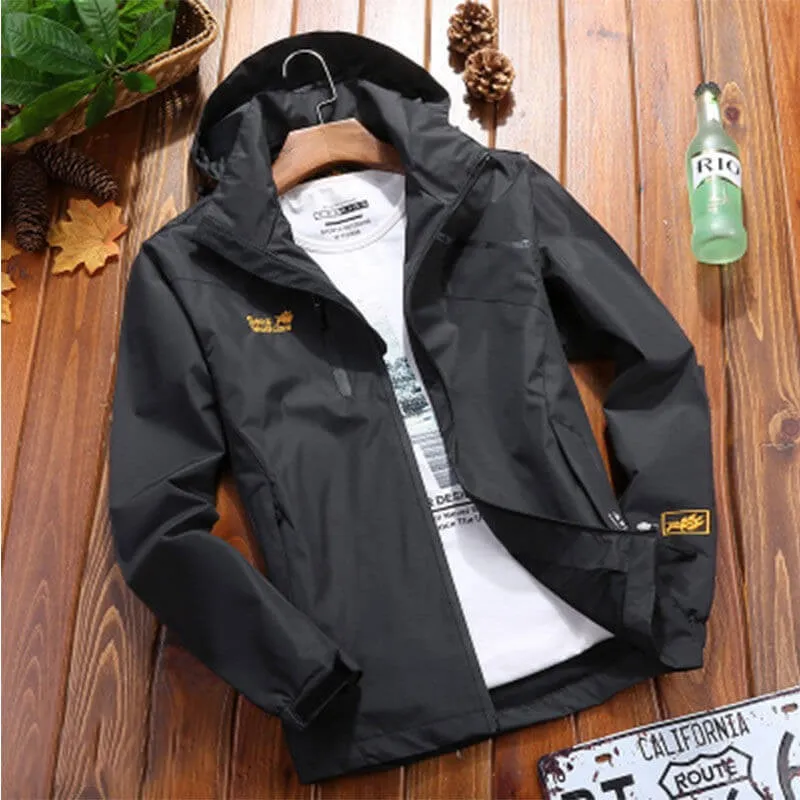 Women‘s Outdoor fashion versatile waterproof spring loose large size hiking sportswear